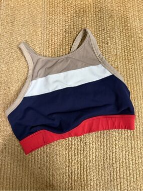 Jessica biel GAIAM sports bra